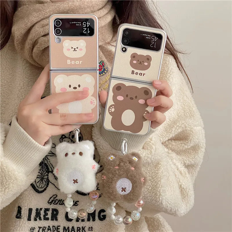 Bear Bracelet Phone Cases For Samsung Galaxy Z Flip 3 4 5 Cover