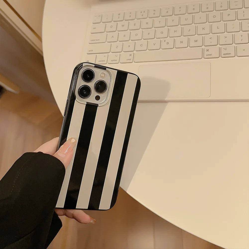 Simple Black and White Striped Phone Case for iPhone15 14 12 13 Pro Max Plus